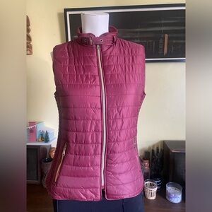 Ladies soft and cozy streetwear fall winter lined quilted puffer vest sport